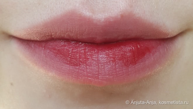 Праздничная помада Sephora Rouge Infusion в оттенке 11 Ruby extract