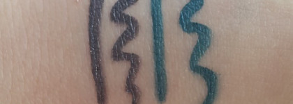 Рисуем стрелки с сухой подводкой от Just color aqua liner в оттенках W- 465 и W- 837