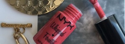 Малютка Nyx, которая меня покорила. Мусс для губ и щек Whipped Lip & Cheek Soufflé в оттенке  Wlcs 01 Berry Tea