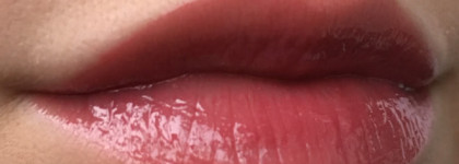Лаковые губы с Clinique Pop Lacquer lip colour+primer в оттенке 06 Love Pop