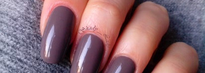 Уютная осень на ногтях с Mavala #152 Mauve Cendré