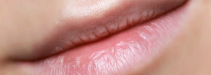 Осенний "нюд" - MAC lip pencil, Soar