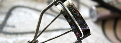 Щипцы для завивки ресниц Shiseido Eyelash Curler