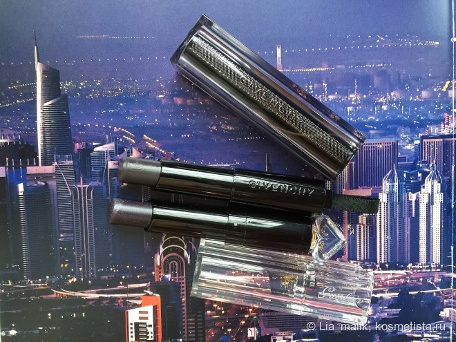 Givenchy Rouge Interdit Vinyl 16 Noir Révélateur