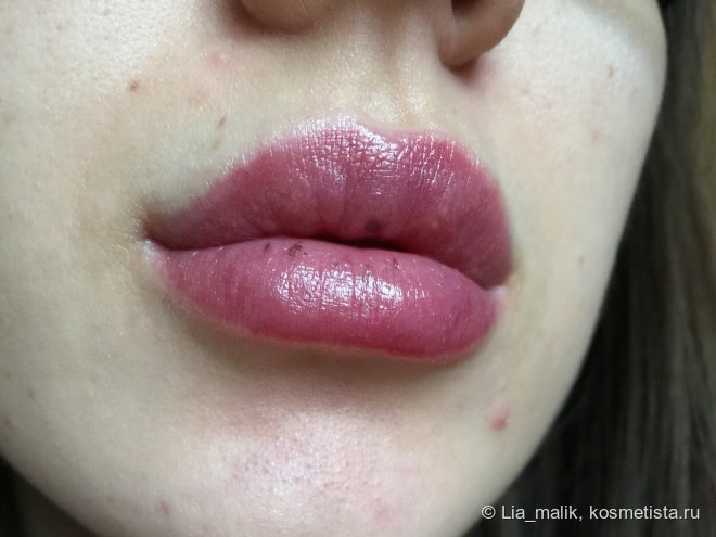 Givenchy Rouge Interdit Vinyl 16 Noir Révélateur