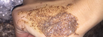 Скраб для тела Черный жемчуг Идеальная кожа