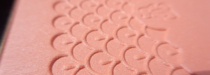 Одноцветные румяна Guerlain Rose Aux Joues #03 Peach Party