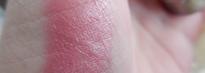 Идеальная помада Helena Rubinstein Wanted Rouge Lipstick #002 fascinate