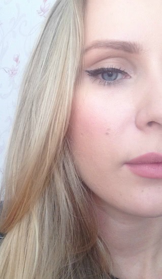 Нежный румянец благодаря Maybelline Master Glaze just pinched pink 10
