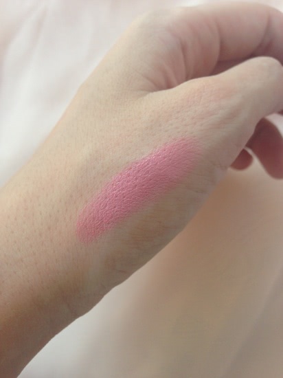 Нежный румянец благодаря Maybelline Master Glaze just pinched pink 10
