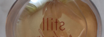 Женственность заключенная во флаконе "Still" от Jennifer Lopez, edp