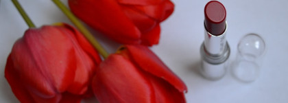 Красный тюльпан Rouge Unlimited lipstick rouge a levres RD 163, Shu Uemura