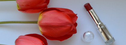 Красный тюльпан Rouge Unlimited lipstick rouge a levres RD 163, Shu Uemura