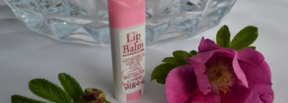 Лучший бальзам для губ BioFresh Cosmetics Rose of Bulgaria Lip Balm