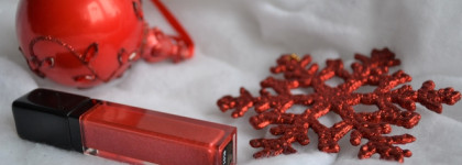 Идеальная помада для новогодней ночи - Guerlain KissKiss Liquid Lipstick L323 "Красное пламя"