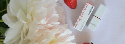 Клубника в шоколаде от Smashbox