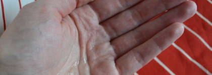 Уход за проблемной кожей без "перегруза" со средствами Don't Touch My Skin