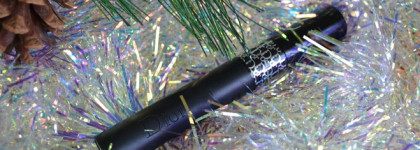 Классика жанра: новогодний макияж с подарочным набором Dior Diorshow Pump'n'Volume