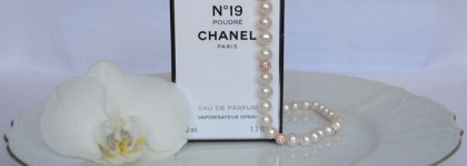 Весенней нежности букет - Chanel №19 Poudre eau de parfum