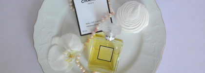 Весенней нежности букет - Chanel №19 Poudre eau de parfum