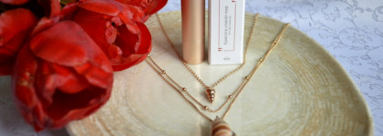 Матовая губная помада, которая идёт всем - Uvinion в оттенке Sophie