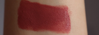 Wet'n'wild MegaLast Matte Lip Color "Rose-bud" Е904В, "In the Flesh" Е912С