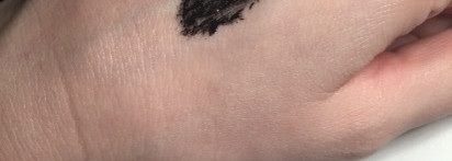 Тушь The Falsies Push Up Drama от Maybelline New York в оттенке насыщенный черный. Драмы не получилось