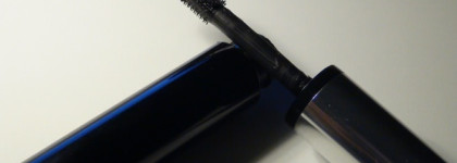 Chubby Lash Fattening Mascara в оттенке 01 Jumbo Jet от Clinique