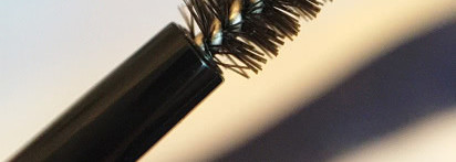 Фиксируем брови с маленьким помощником от Estee Lauder Brow Now