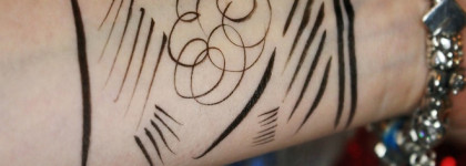 Artdeco High Precision Liquid Liner 01