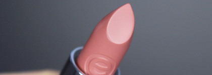 Essence Matt Matt Matt! Lipstick 01