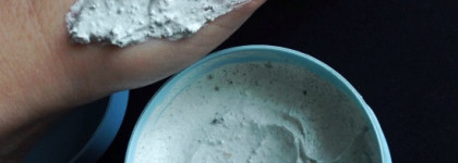 На пути к совершенной коже с Body Shop "Blue Corn 3-in-1 Deep Cleansing Mask" и Kiehl's "Rare earth Deep Pore Daily Cleanser"