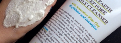 На пути к совершенной коже с Body Shop "Blue Corn 3-in-1 Deep Cleansing Mask" и Kiehl's "Rare earth Deep Pore Daily Cleanser"