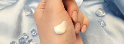 Два скраба, которые не просто работают, а восхищают результатом! Clinique 7 day scrub cream rinse-off formula и Clinique exfoliating scrub gommage tonique