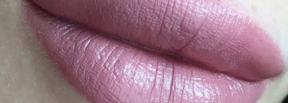 Две розово-лиловые помады - Artdeco Lip Passion Smooth Touch Lipstick 35 и Essence Longlasting Lipstick Nude 03 Come Naturally