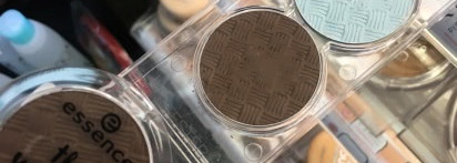 Новинка Essence тени Contouring Eyeshadow Set, оттенок 03 Roses meet Mahagony