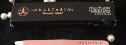 Пинцет Anastasia Beverly Hills Tweezers