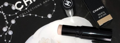 Chanel Baume Essentiel Multi-Use Glow Stick в оттенке "Transparent" - настоящий хайлайтер