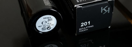 Кремовый контур-карандаш Kiko Sculpting Touch Creamy Stick Contour в оттенке 201