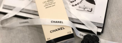 Chanel ультралёгкий флюид-тинт Les Beiges Eau de Teint / Water Fresh tint в оттенке Medium Light
