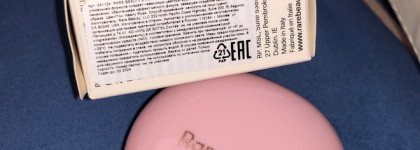 Румяна от Селены Гомез Rare Beauty Stay Vulnerable Melting Blush в оттенке Nearly Rose