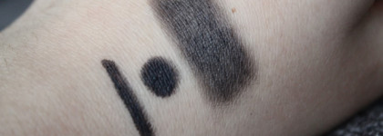 Карандаш Catrice Velvet Matt Smokey Eyes Pencil 010 Please, Mauve Black! Тени Catrice Prêt-à-Lumière Longlasting Eyeshadow 080 Mon Glamour, Кисть Catrice Duo Eyeshadow Brush