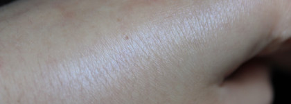 Essence Blossom Dreams Rainbow highlighter и кисть The Whisper of Spring