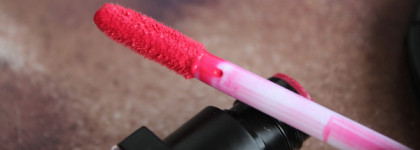 Essence Vibrant Shock Lip Paint 04 Twisted Sister, Essence Long lasting Eye Pensil 09, 12, 17, 28