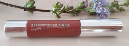 Универсальный солдат - Увлажняющий бальзам для губ Clinique Chubby Stick в оттенке № 10 Bountiful Blush