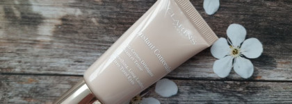 Мои постоянные жители полочки с декоративной косметикой