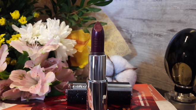 Красивая и спорная губная помада Givenchy Le Rouge Night Noir №05