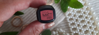 Повседневная матовая помада для губ Catrice Demi Matt тон 090 Forbidden Mauve