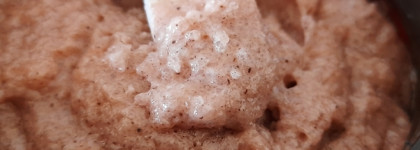 Натуральный уход от Innature Скраб для тела "Масло арганы и малина" и Крем для кожи вокруг глаз