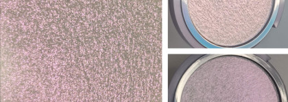 Пара розовых хайлайтеров: Catrice Space Glam Holo Highlighter, Essence So Mesmerizing Eye & Face Highlighter